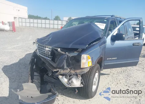 2005 Ford Explorer Xlt/Xlt Sport z USA, uszkodzony, nr VIN 1FMZU63W55UA42724